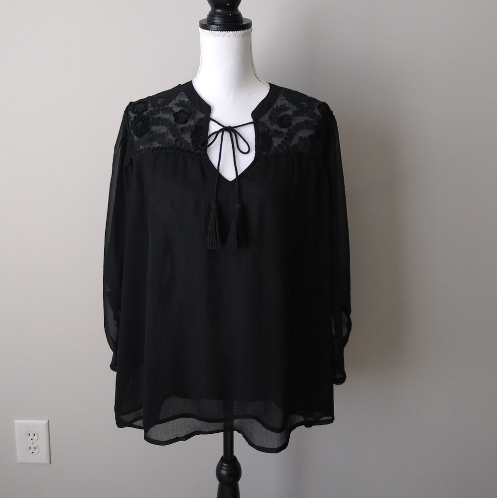 TORRID Sheer Lace Blouse Bell Sleeve Black Sz 0